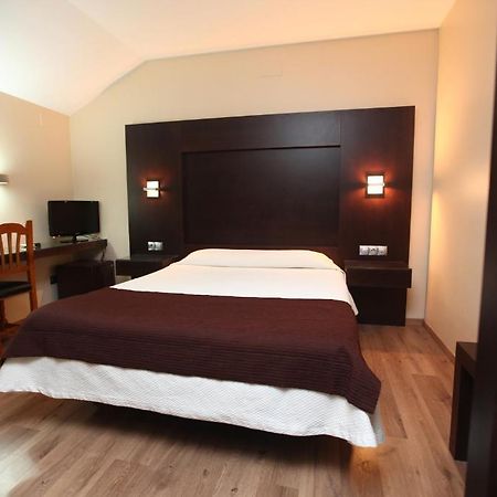 Hotel Anabel Баса Экстерьер фото