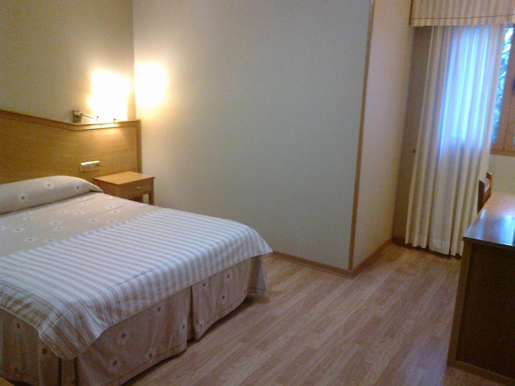 Hotel Anabel Баса Номер фото